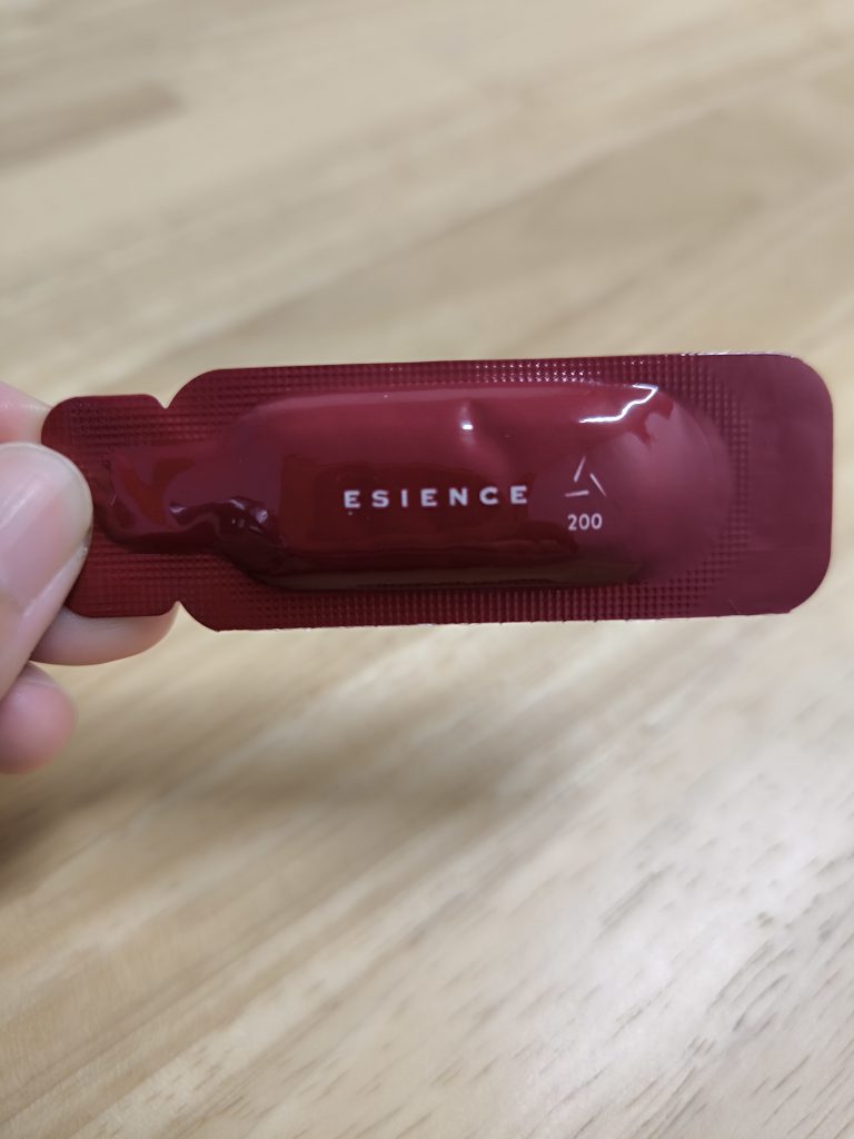 ESIENCEダーマインショットを実際に試してみた!